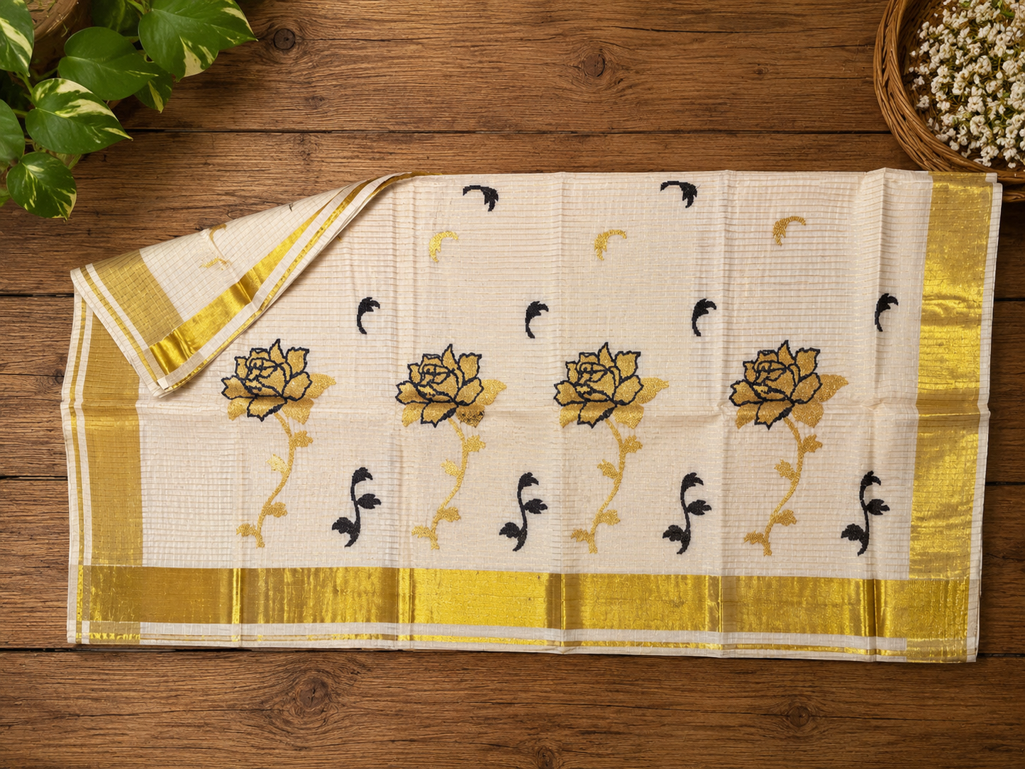 Traditional Kerala Kasavu saree