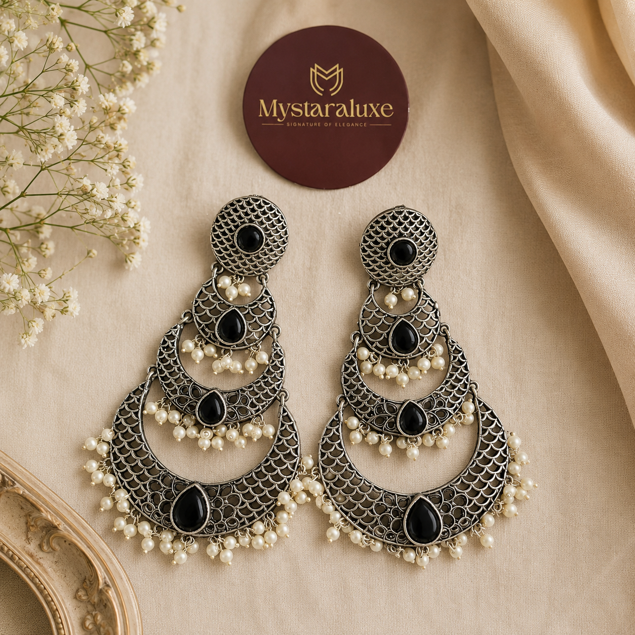 Noir Royale Chandbali Earrings