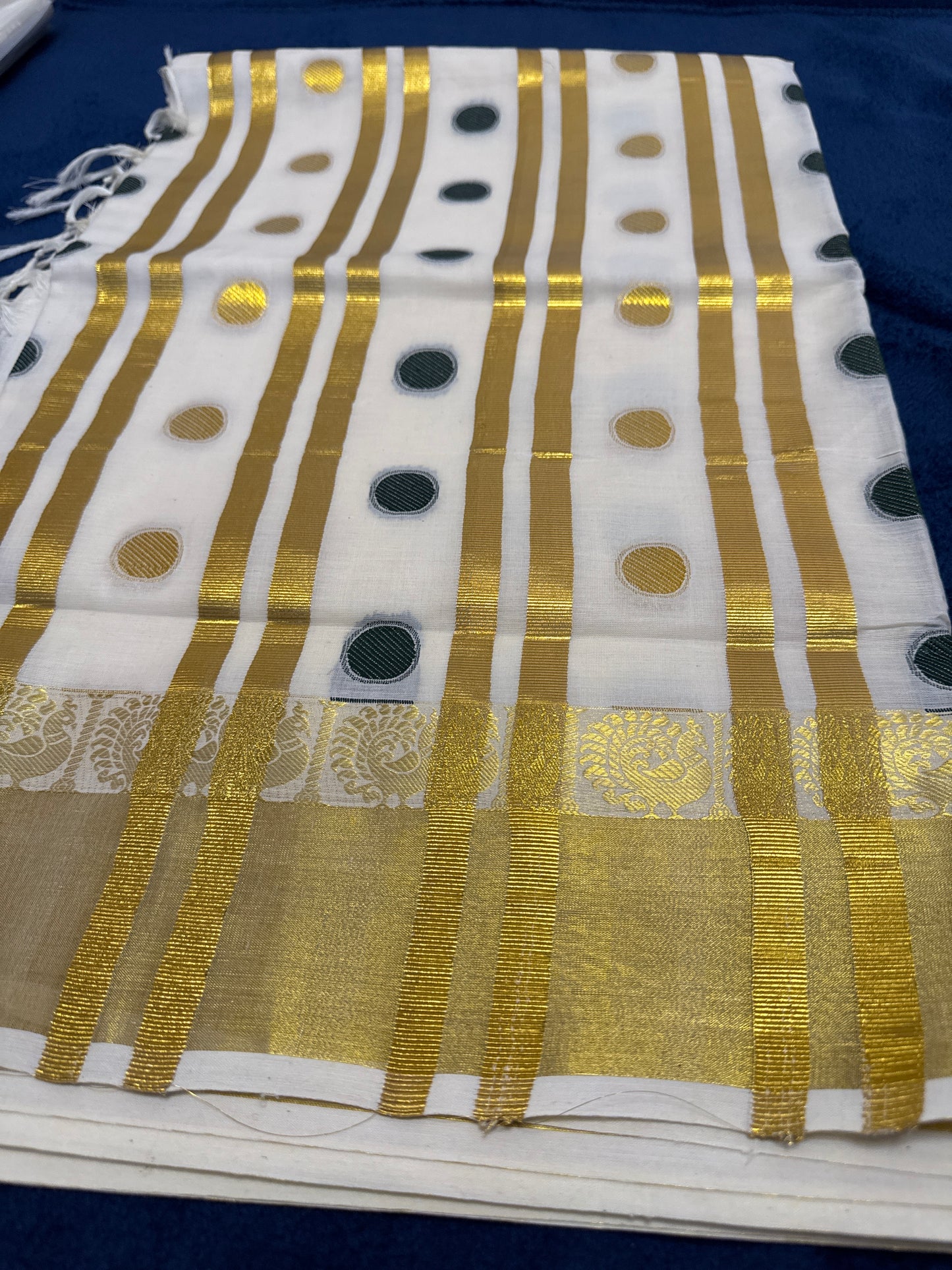 Kerala Kasavu Saree