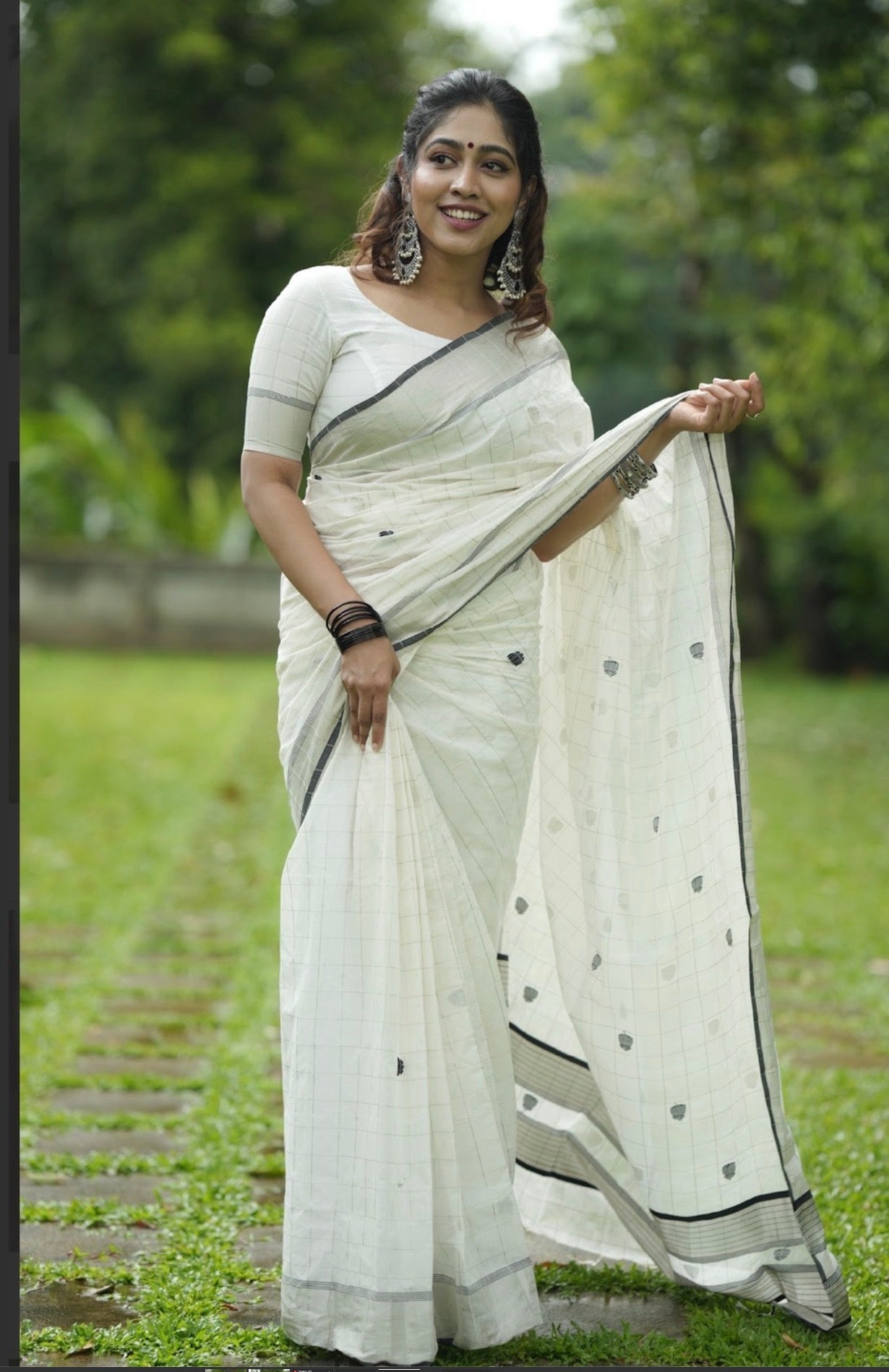 Pure Handloom Saree with Silver Border and Black Lotus Motifs(Pre Order )
