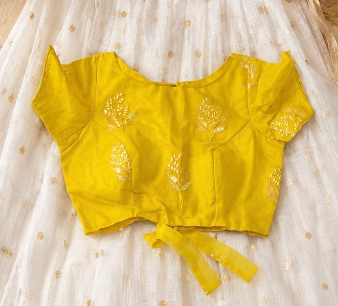 Organza embroidery blouse