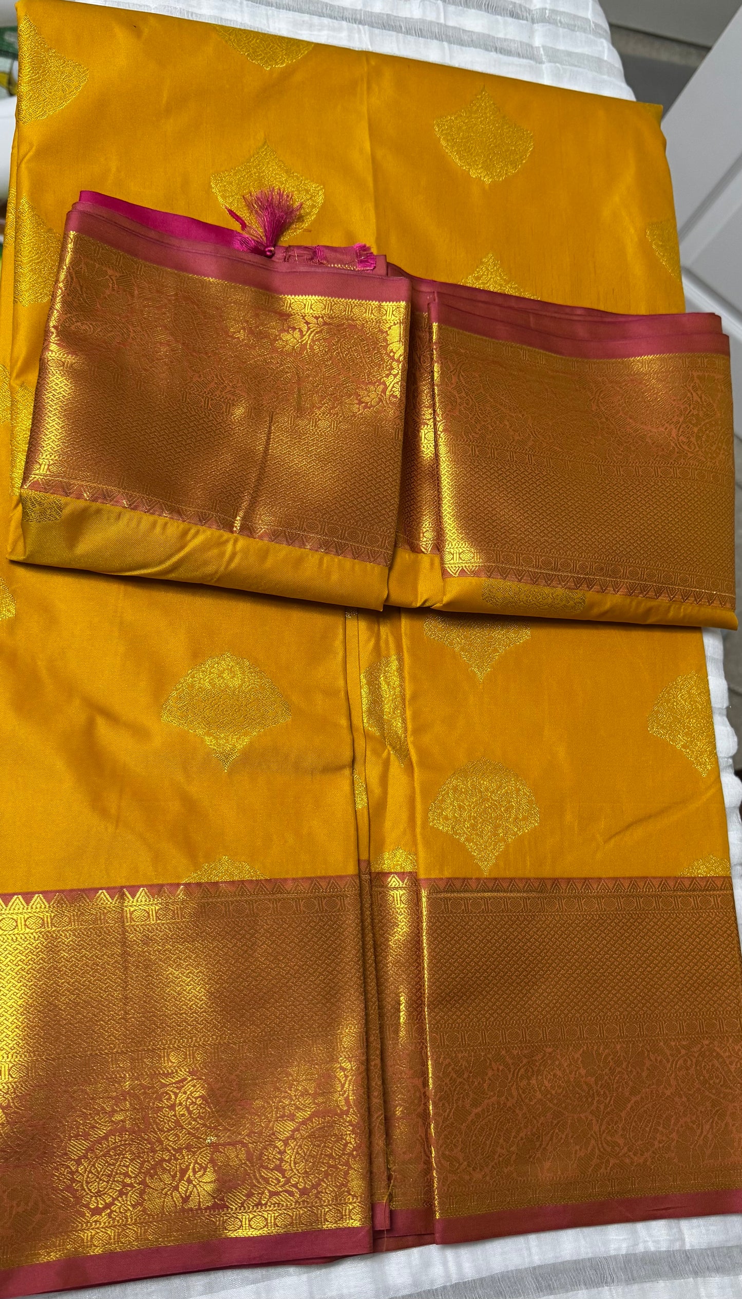 Semi kanji saree