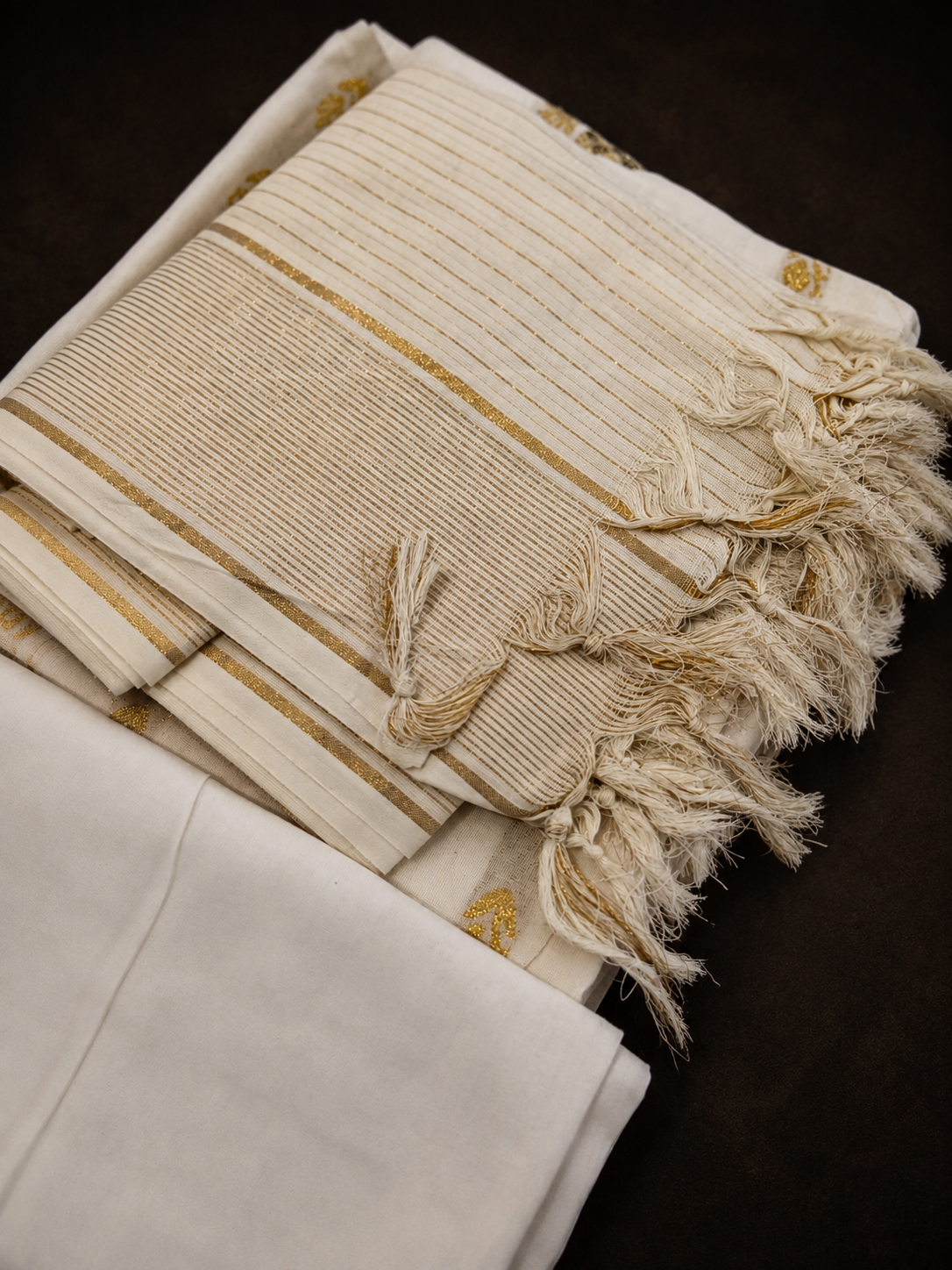 Mayura Heritage Kasavu Set