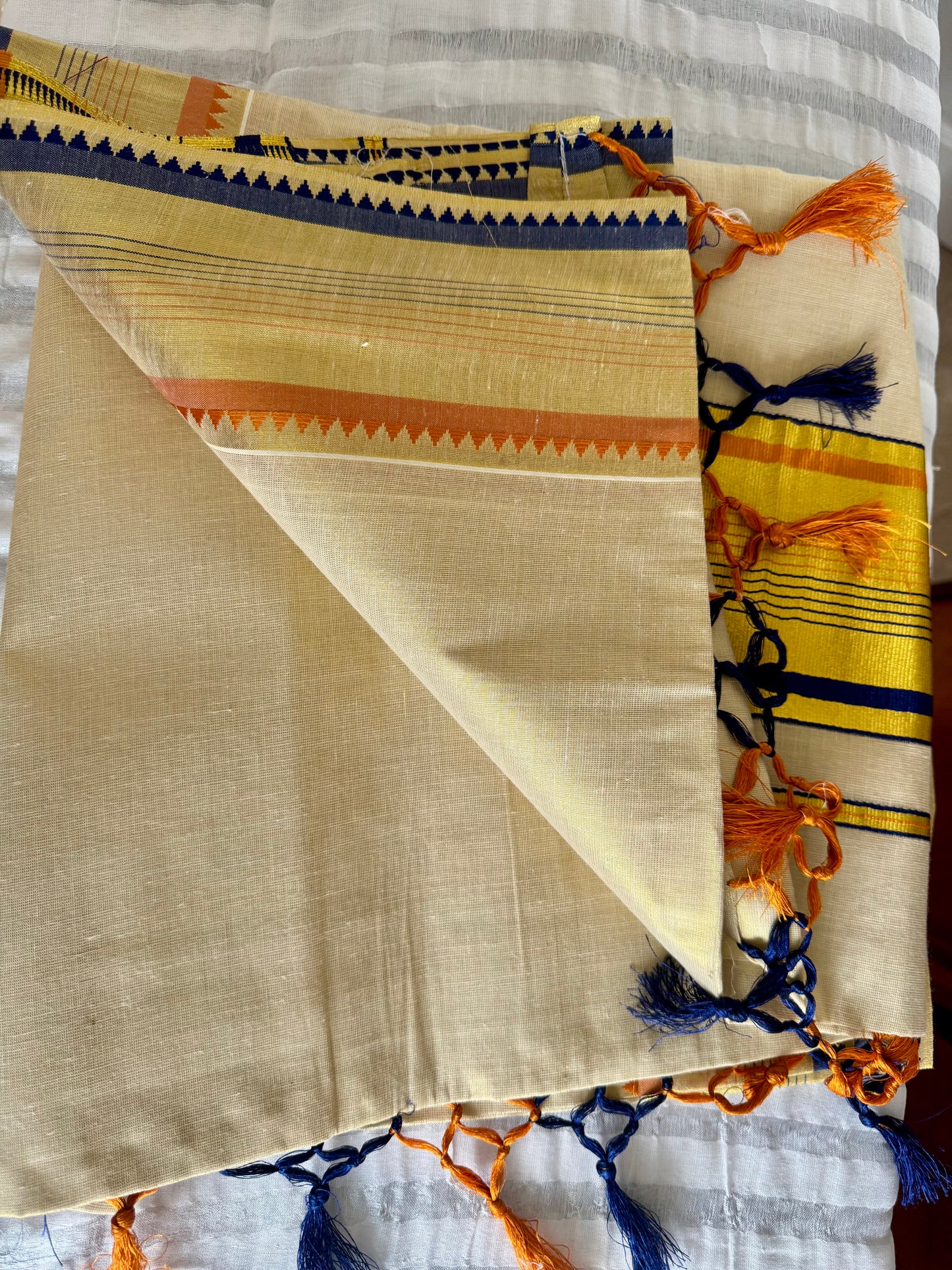 🧡 Kerala Tissue Saree🧡