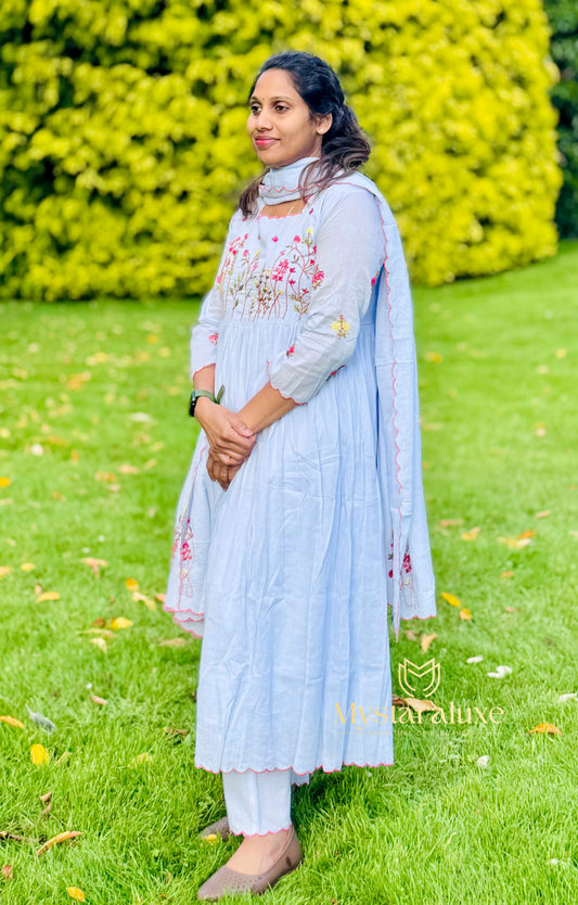 Mulchanderi Hand Embroidery 3 piece set
